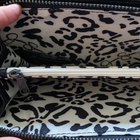 Jessica Simpson Wallet - Picture 4 of 6